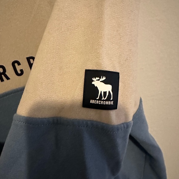 Abercrombie kids sweatshirt - Picture 5 of 6